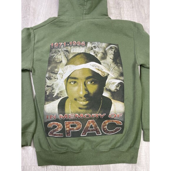 VTG 2Pac Tupac In Memory Of 1971-1996 Green Hoodie Size Small Rap Y2K V - Picture 9 of 9